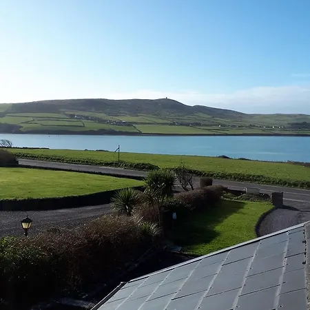 Eask View בית הארחה *